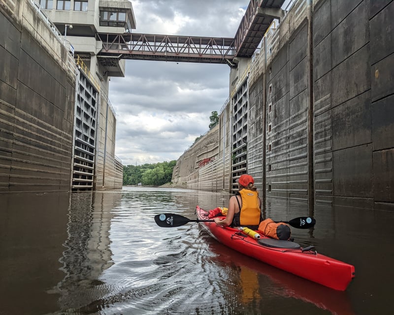 Paddle the Mississippi River Gorge Guided Tour