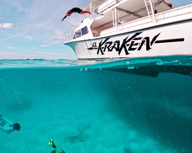 5-Hour La Cordillera Islands Snorkeling Tour