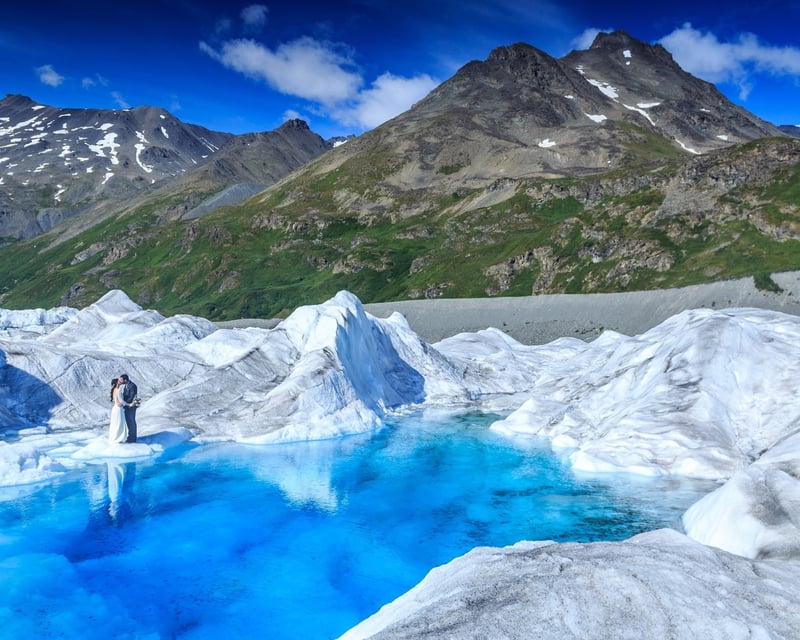 Private Helicopter Glacier Wedding Flight in Girdwood