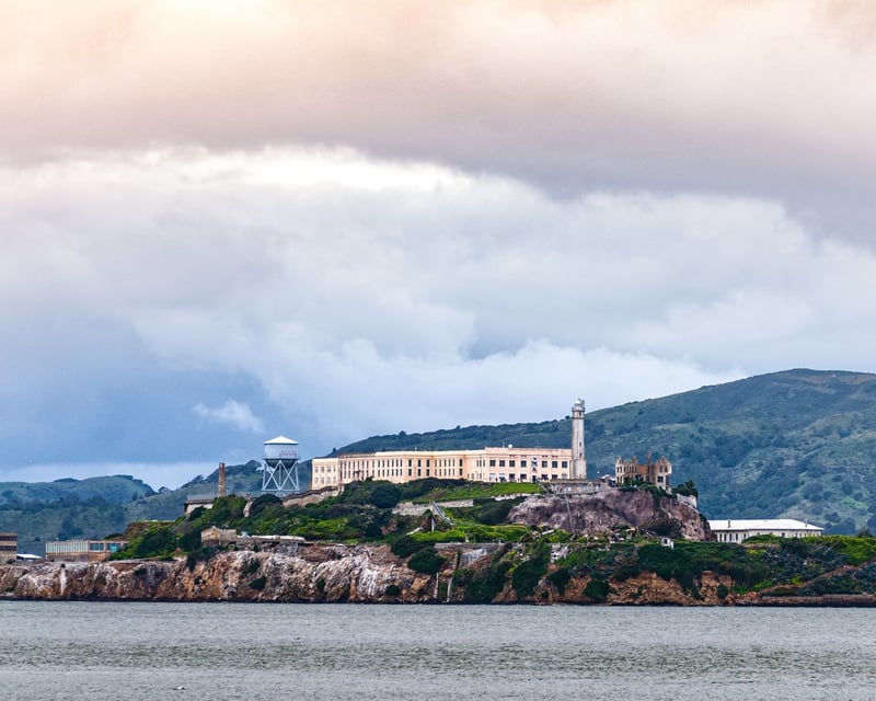 Tour Alcatraz Island & Get a Fisherman's Wharf Lunch