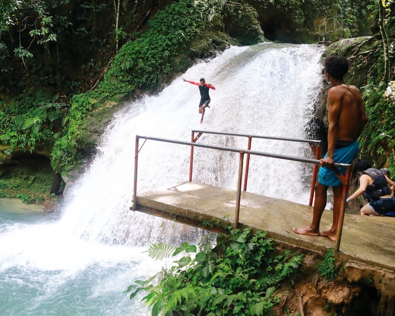 Blue Hole & Dunn's River Falls Tour