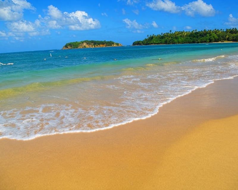 Charco Azul & Cerro Gordo Beach Tour in Puerto Rico