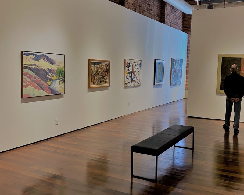 Seattle Downtown Art Gallery Tour with Transport