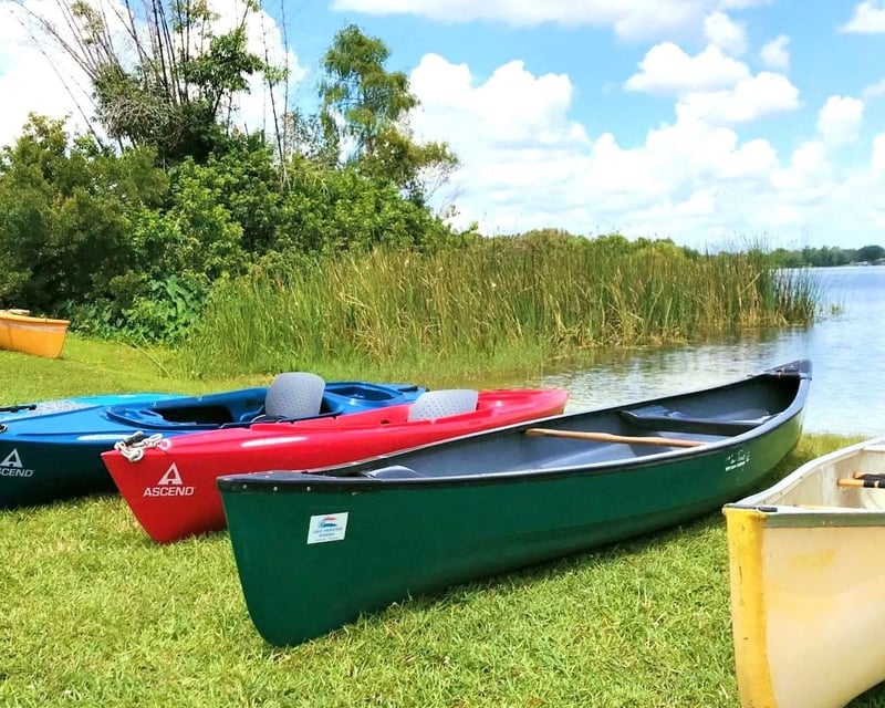 Canoe Rental on Lake Fairview in Orlando
