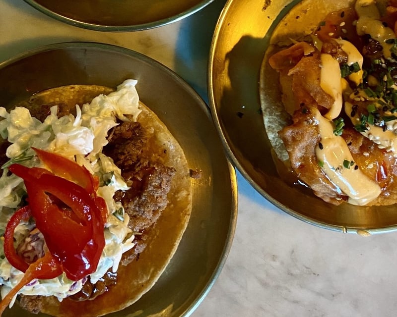 Los Feliz Taco Walking Tour With Hollyhock House