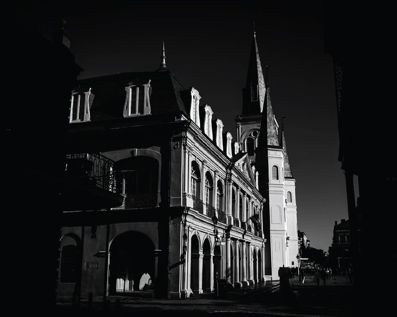 Take a Vampire VIP Tour & Speakeasy Visit in New Orleans
