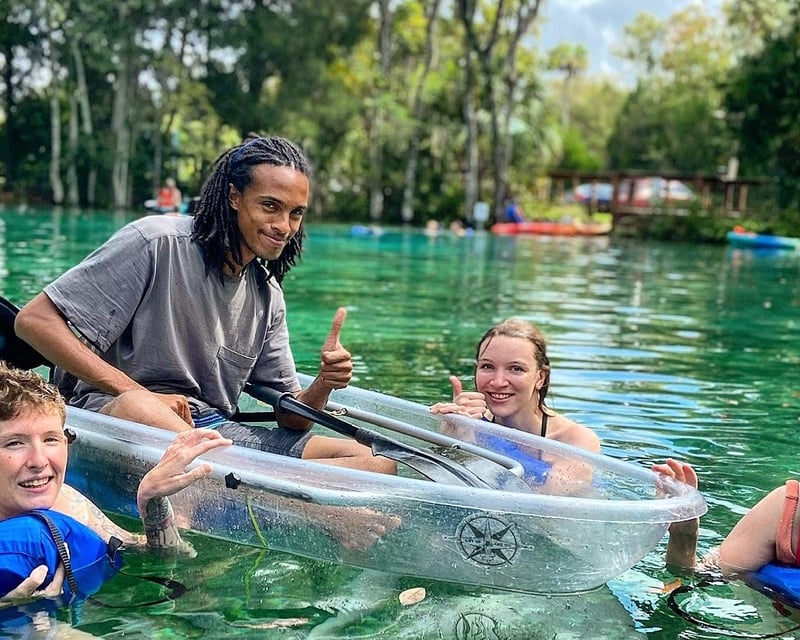 Guided Clear Kayak Tour of Three Sisters Springs