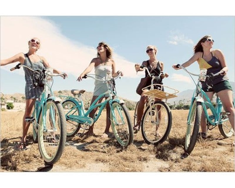 Bachelorette Party E-Bike Ride in Newport