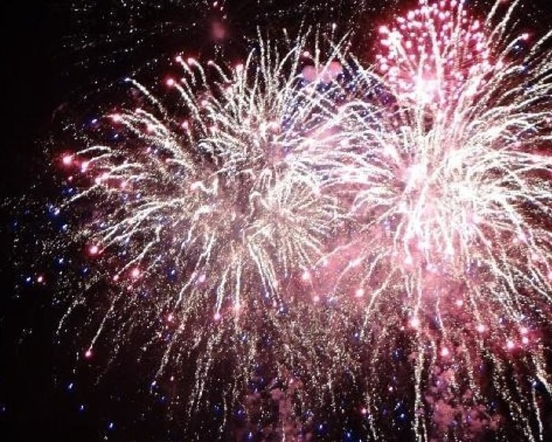 Watch July 4th Fireworks Cruise in Pleasant Bay