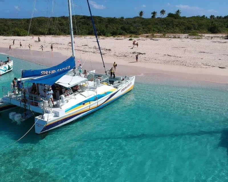 5.5-Hour Icacos Island Snorkeling Cruise