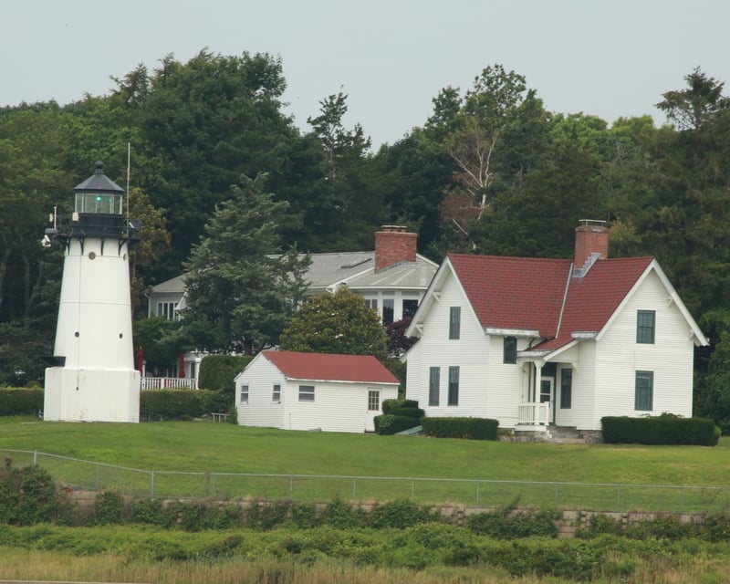 7-Hour Narragansett Bay Lighthouse Cruise