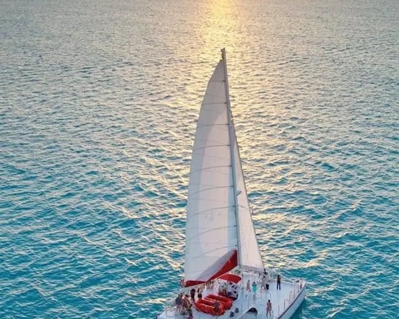 Sunset Sailing Cruise in Key West With Live Music