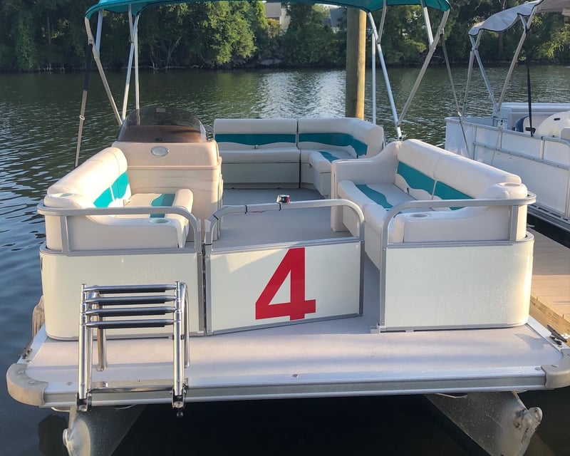 Indian River Lagoon 21' Pontoon Rental