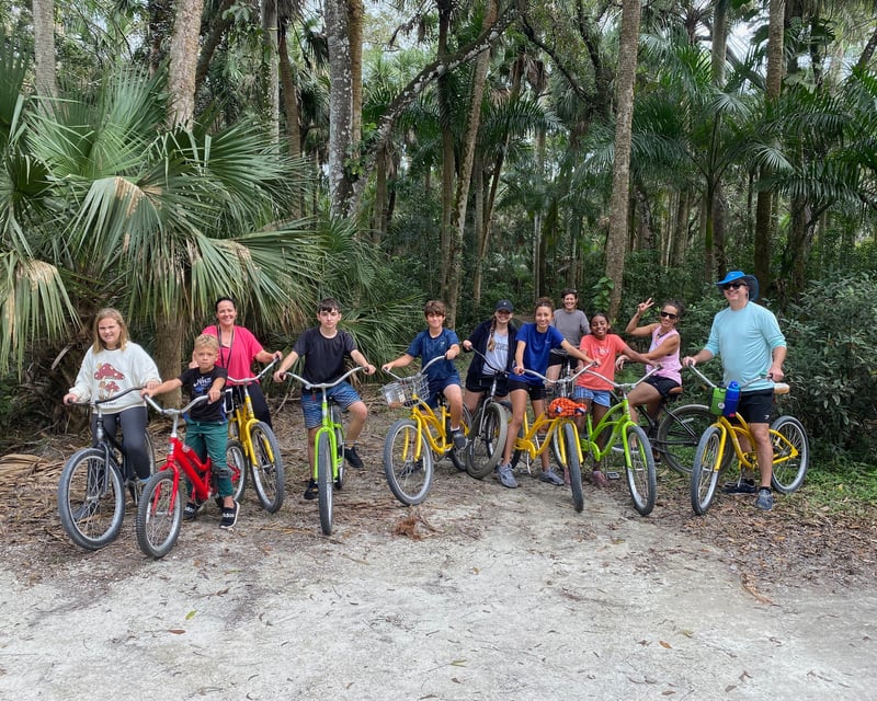 4-Hour Bike Rental at Riverbend Park