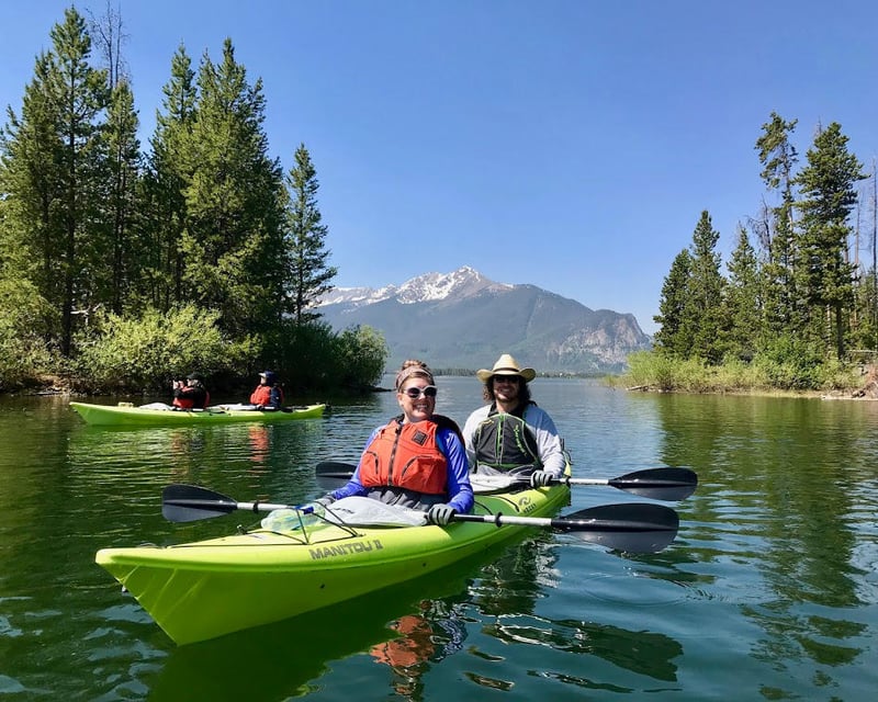 Kayak a 2.5-Hour Mid-Day Island Tour in Frisco