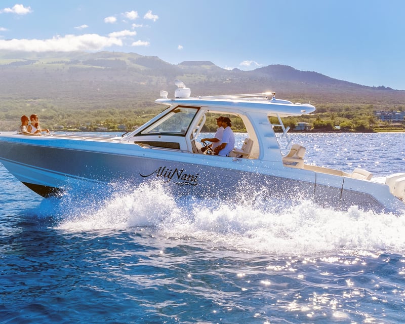 5-Hour Private Yacht Charter From Maalaea