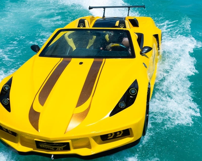 Luxury Jet Car Rental in West End, Roatan