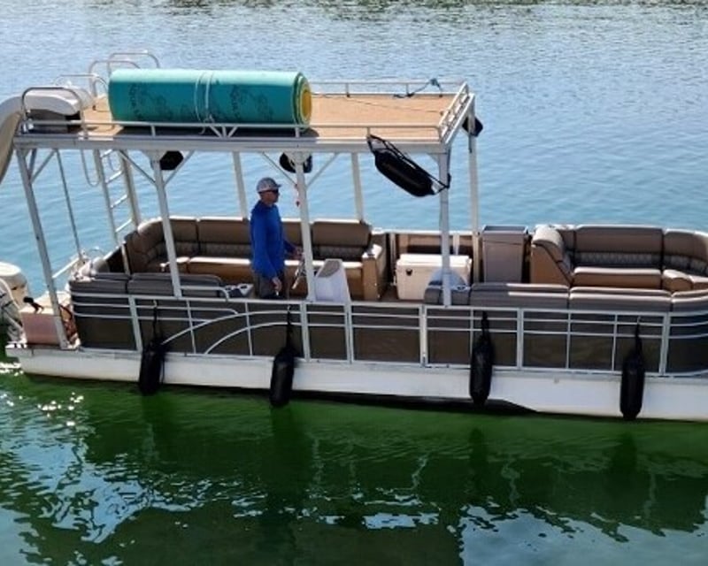 Lake Austin Pontoon Charter With Slide