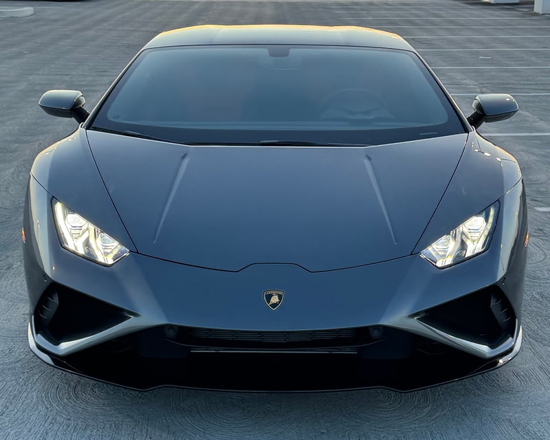 Lamborghini Huracán EVO Rental in Los Gatos