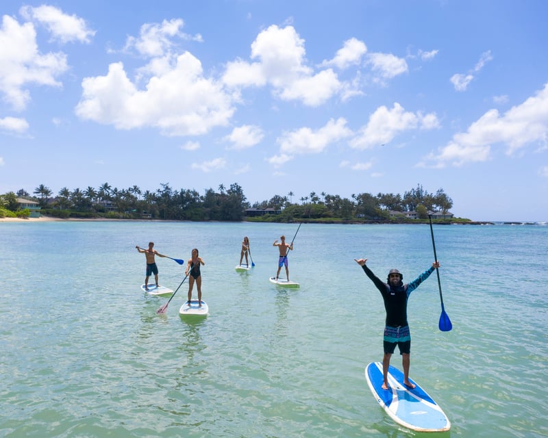 Guided Group Stand-Up Paddle Tour in Kawela Bay