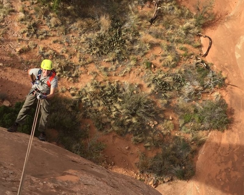 Rappelling Tour at Moab's Funnel Arch
