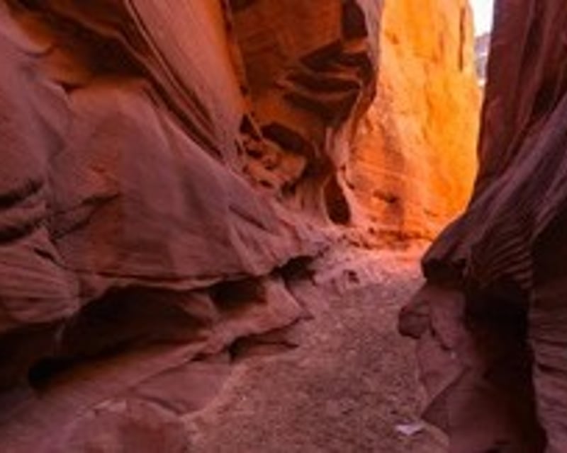 Windcastle Slot Canyon Guided Hike Near Page, AZ