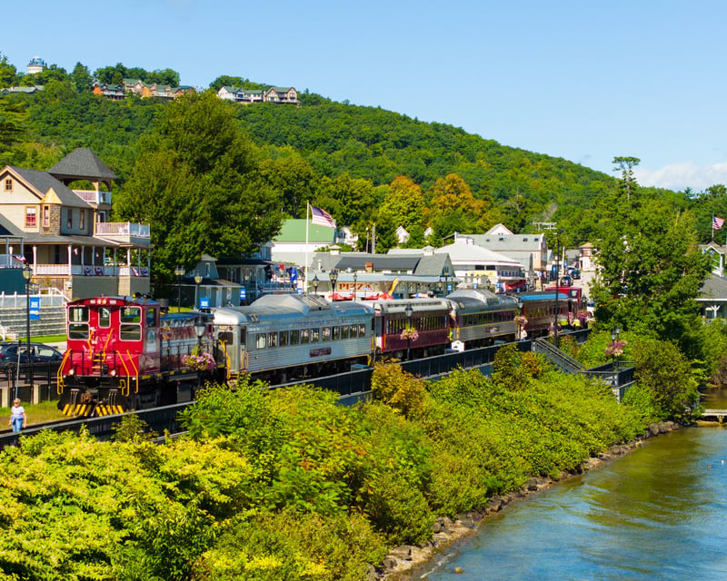 First-Class Scenic Train Ride in Weirs Beach