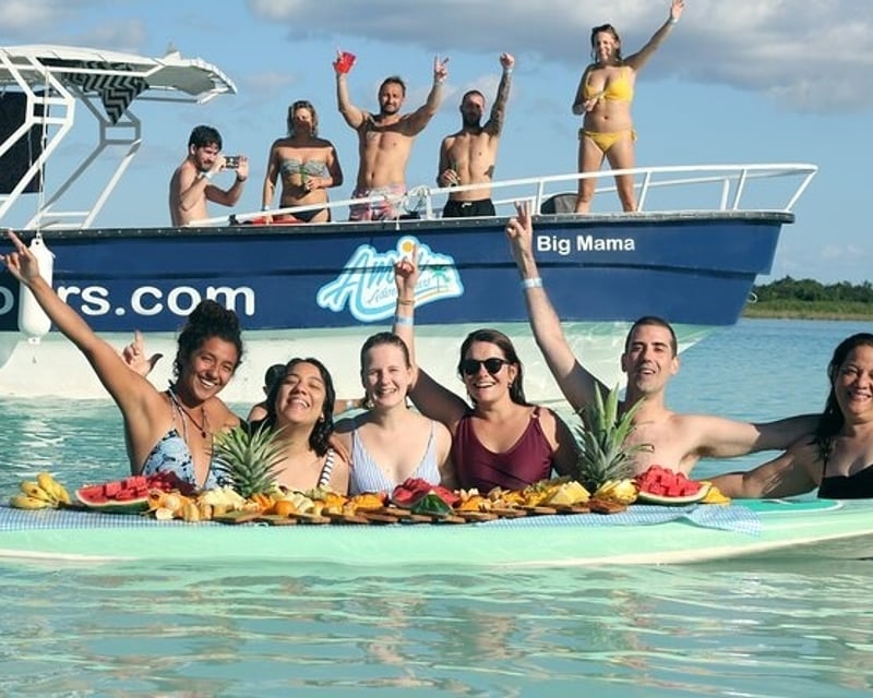 Private Bacalar Lagoon Pontoon Tour from Costa Maya