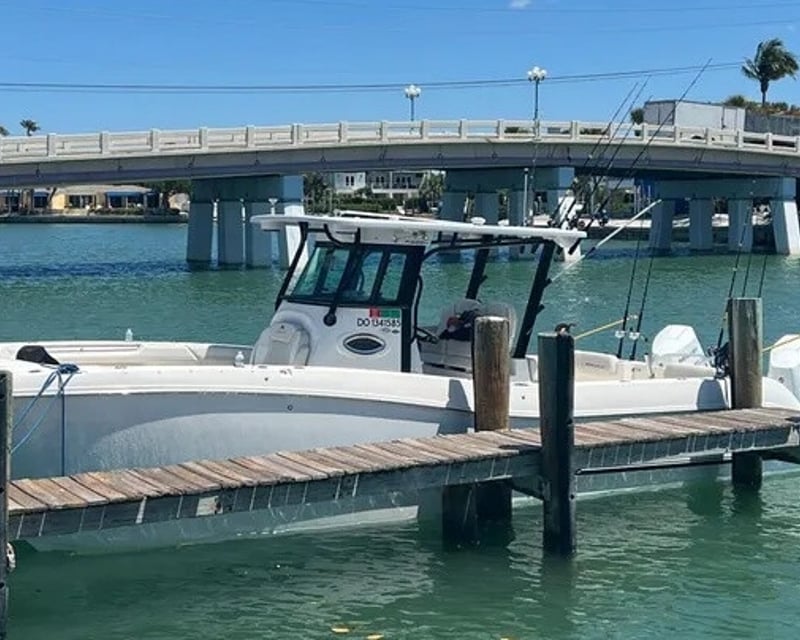 Private Full-Day Nearshore Fishing Charter in Gulfport
