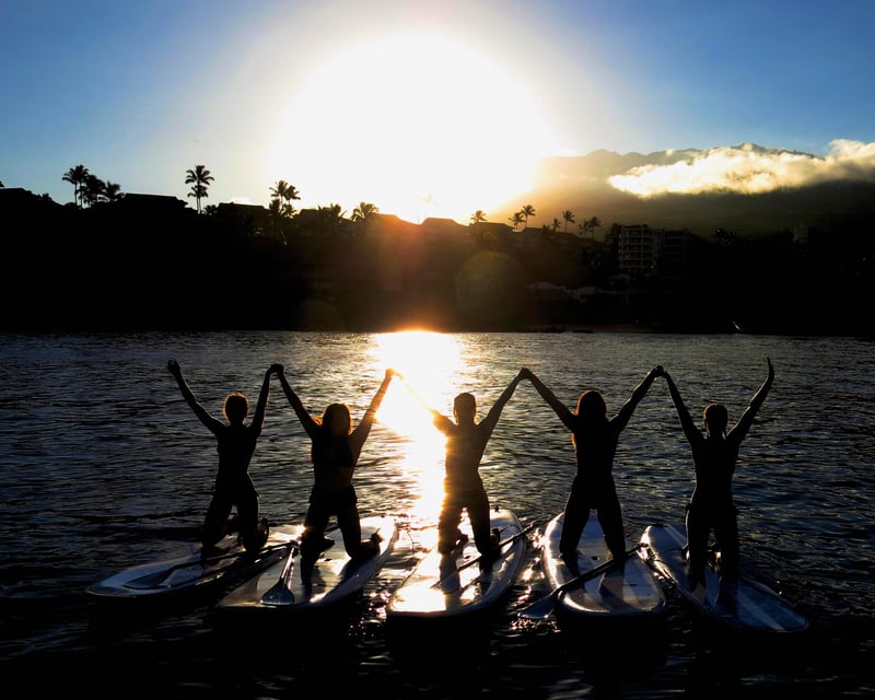 Sunrise Stand-Up Paddleboarding Tour in Wailea