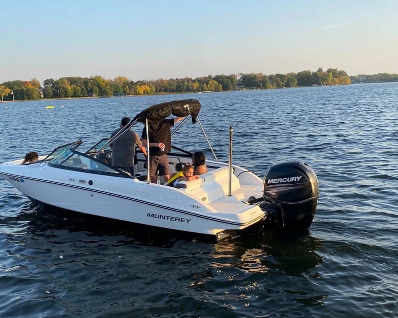 Monterey 205 Boat Rental on Lake Minnetonka