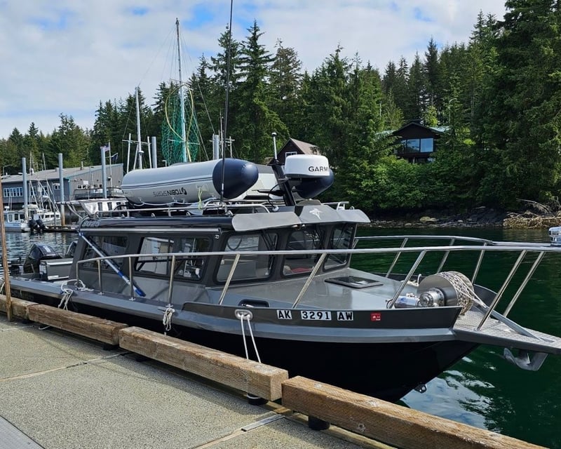30' Fishing Boat Rental in Juneau