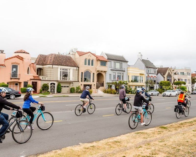 Golden Gate Bridge Bike Tour from San Francisco to Sausalito