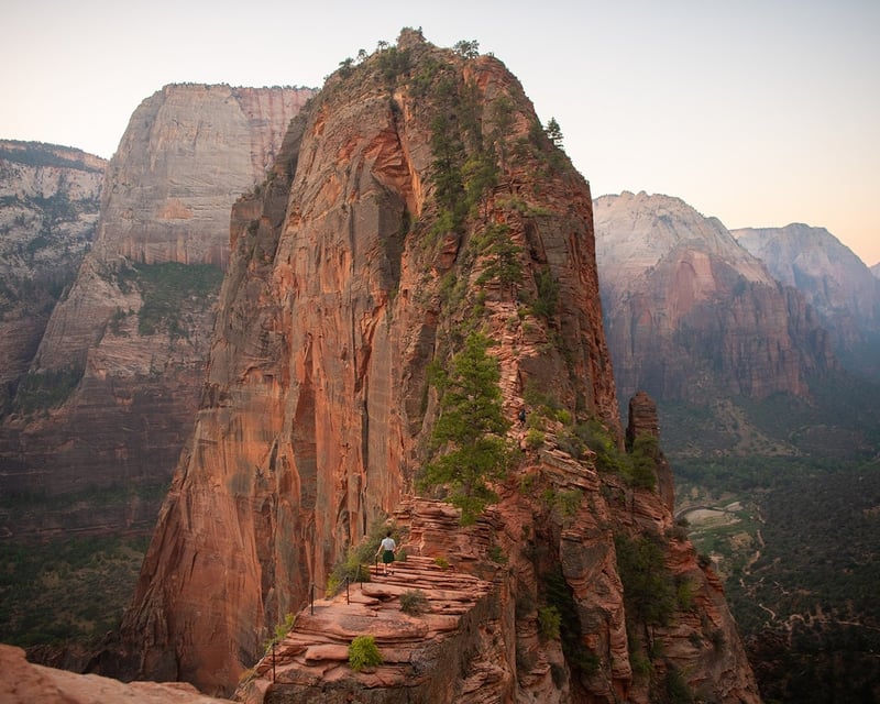 Guided 6+ Hour Angels Landing Hike in Zion National Park