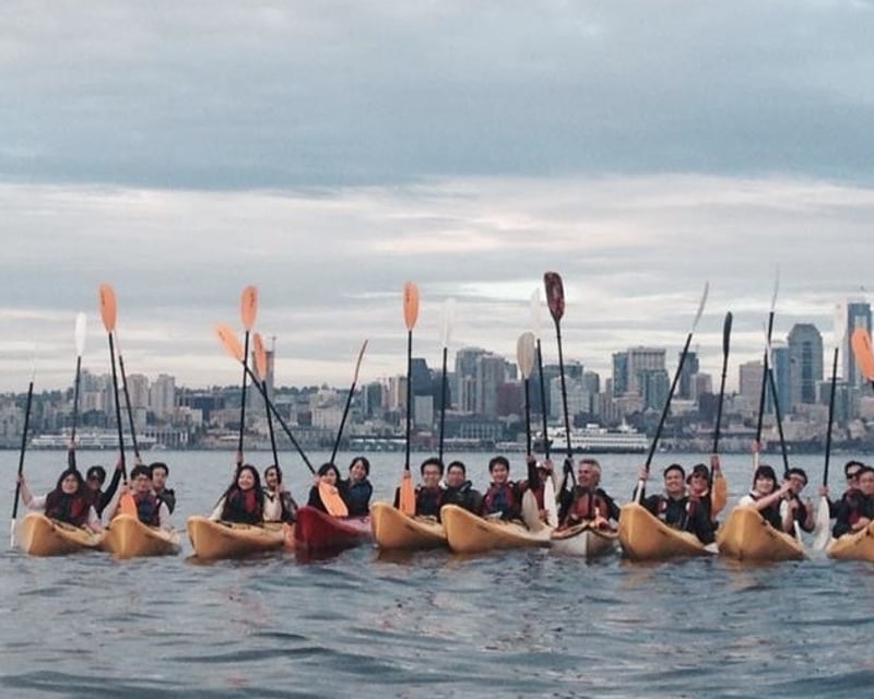 2-Hour Sea Kayaking Lesson on Elliott Bay