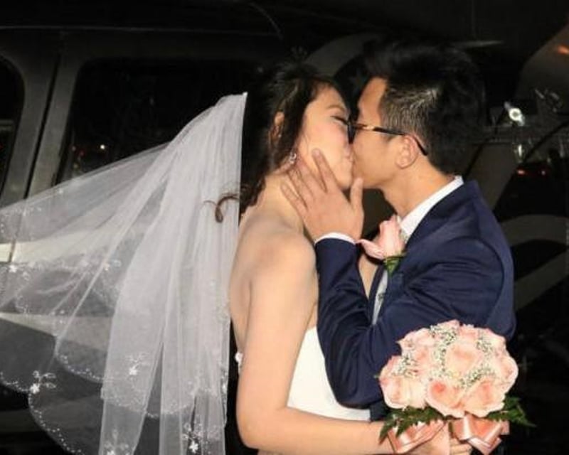 Las Vegas Strip Night Helicopter Wedding