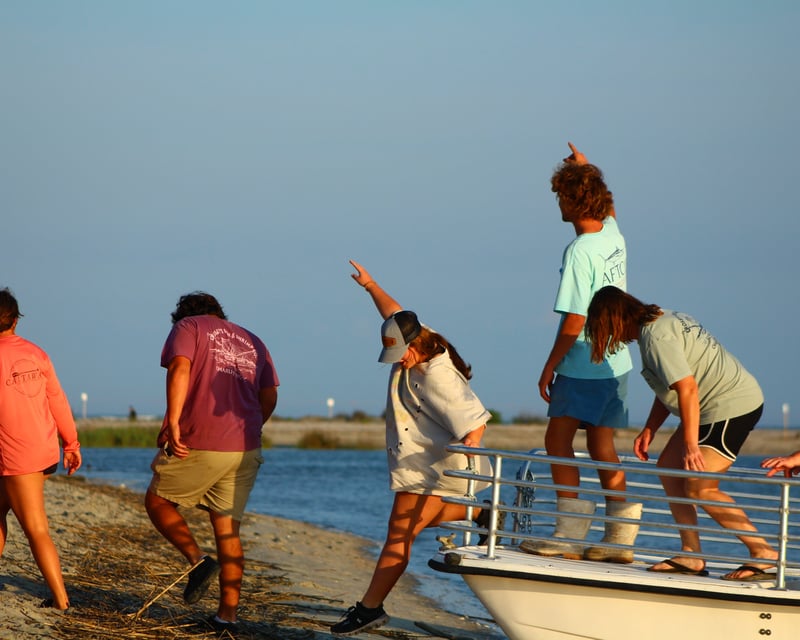 Morris Island Lighthouse Boat Trip & Beach Drop-Off