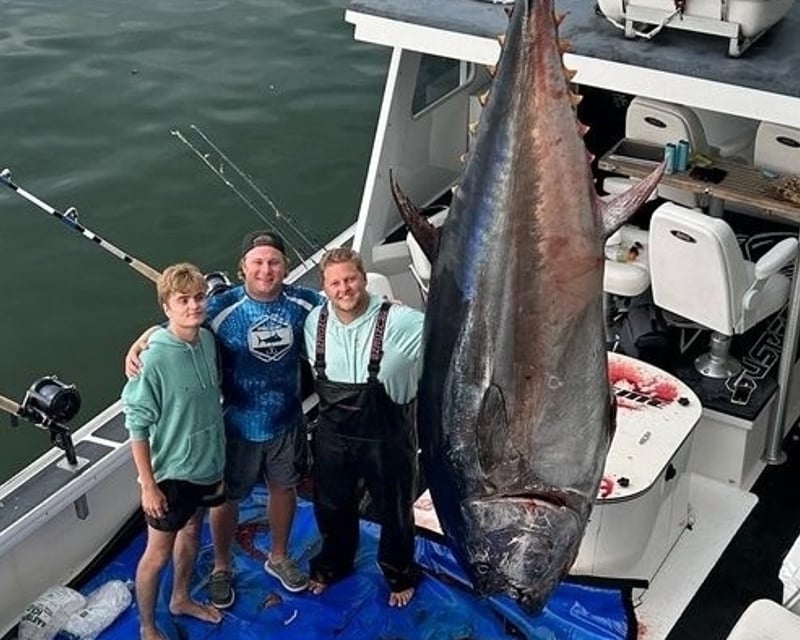 Private Full-Day Bluefin Tuna Fishing Charter in Quincy