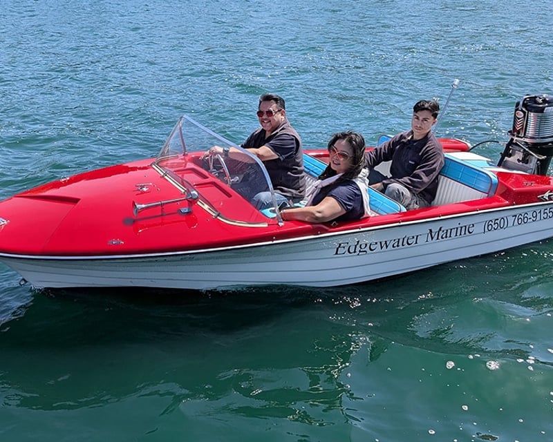 Retro Electric Boat Rental on Foster City Lagoon