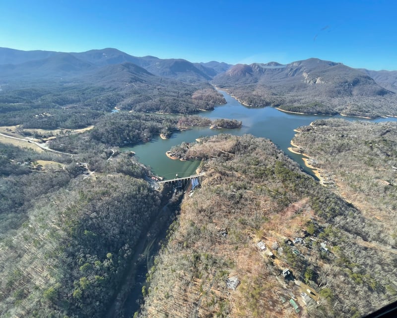 Fly Over Asheville on a 1-Hour Deluxe Air Tour