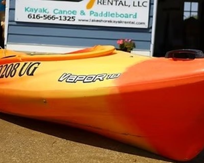 10' Single Kayak Rental in Spring Lake, MI