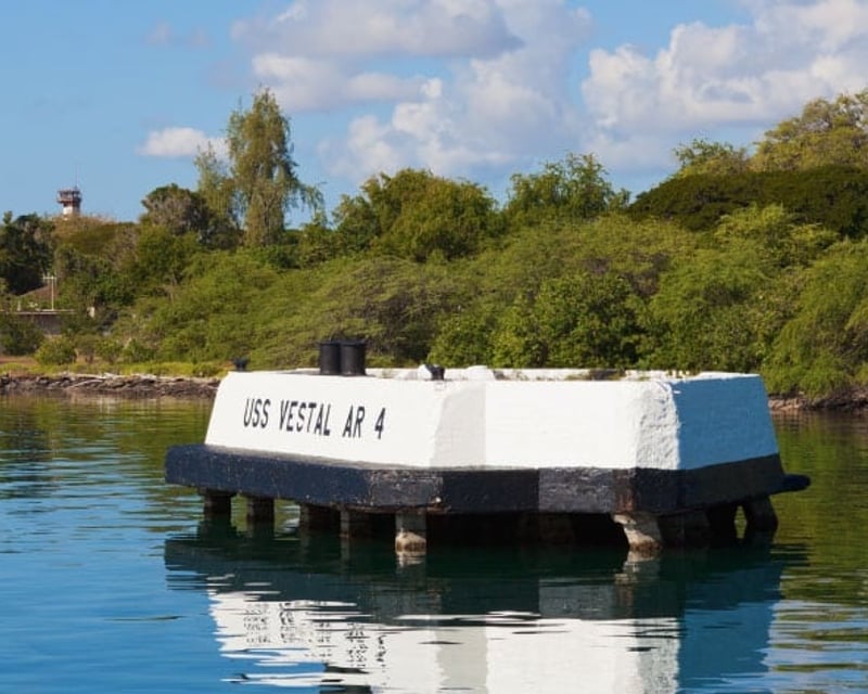 Pearl Harbor Day Trip from Kauai with Roundtrip Airfare