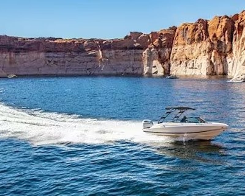 21' Powerboat Rental on Lake Powell from Wahweap