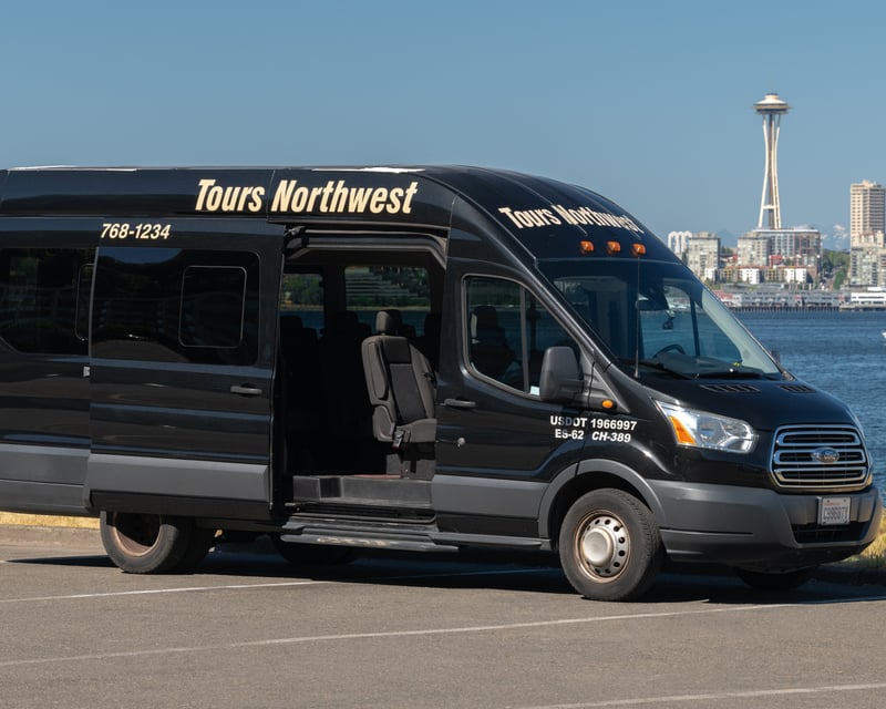 Private Seattle City Tour & Alaska Cruise Port Transfer