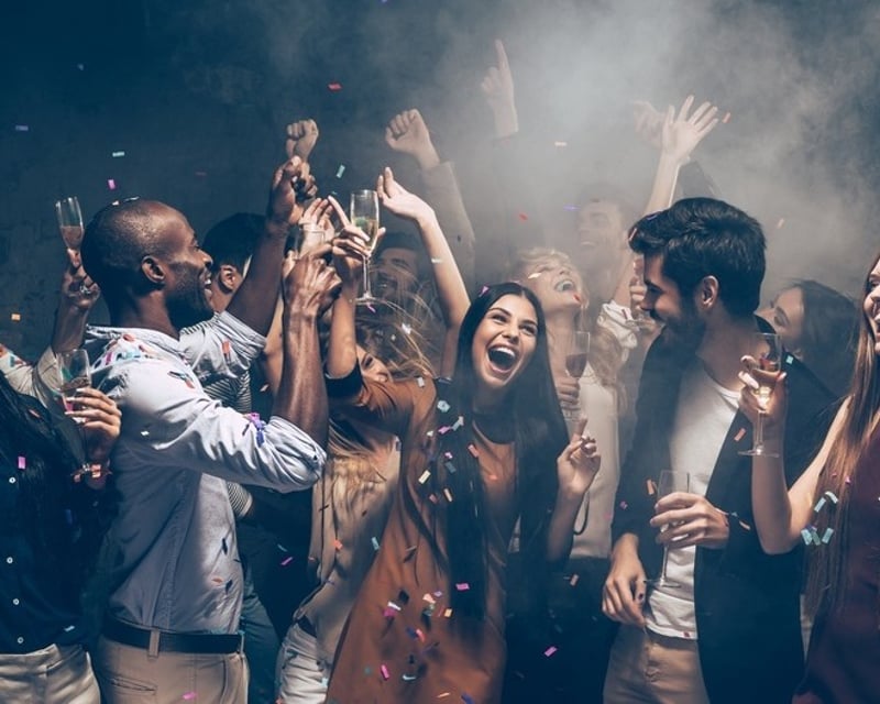 Las Vegas Nightclub Crawl Party Bus Tour