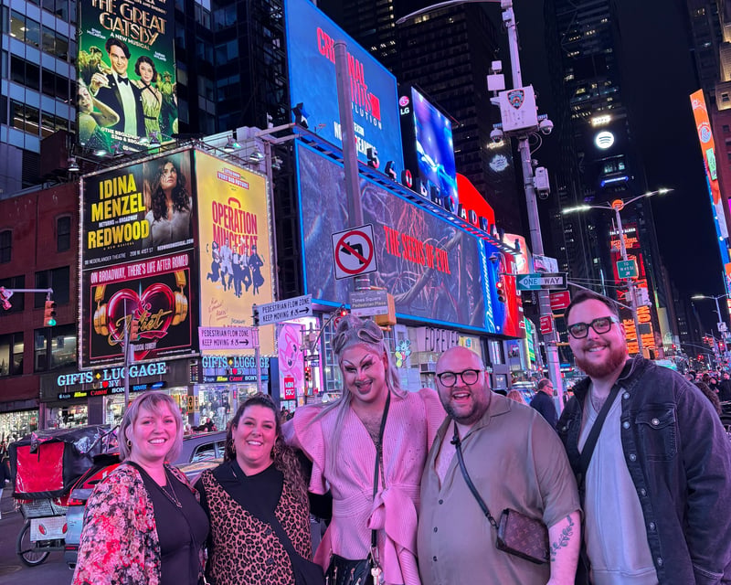 Private Drag Queen Bar Crawl After a Broadway Show in NYC