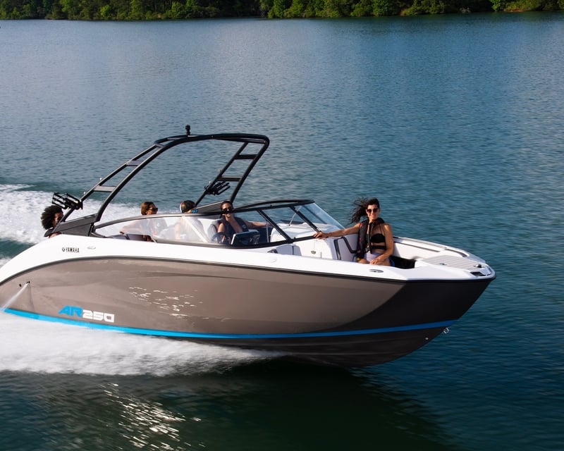 25' Boat Rental in Kirkland