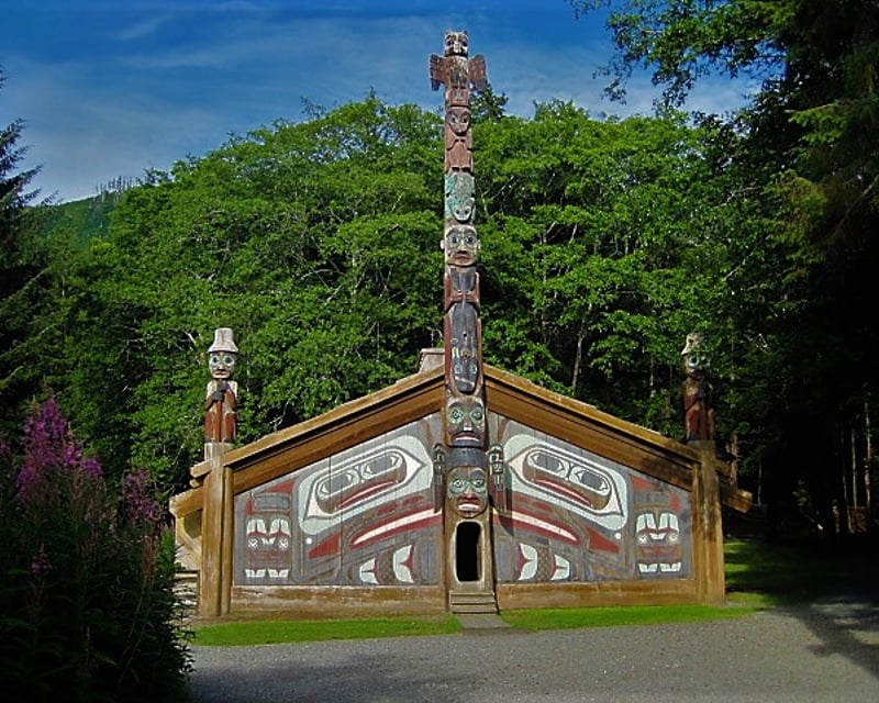 Ketchikan Rainforest Walk & Totem Park Tour