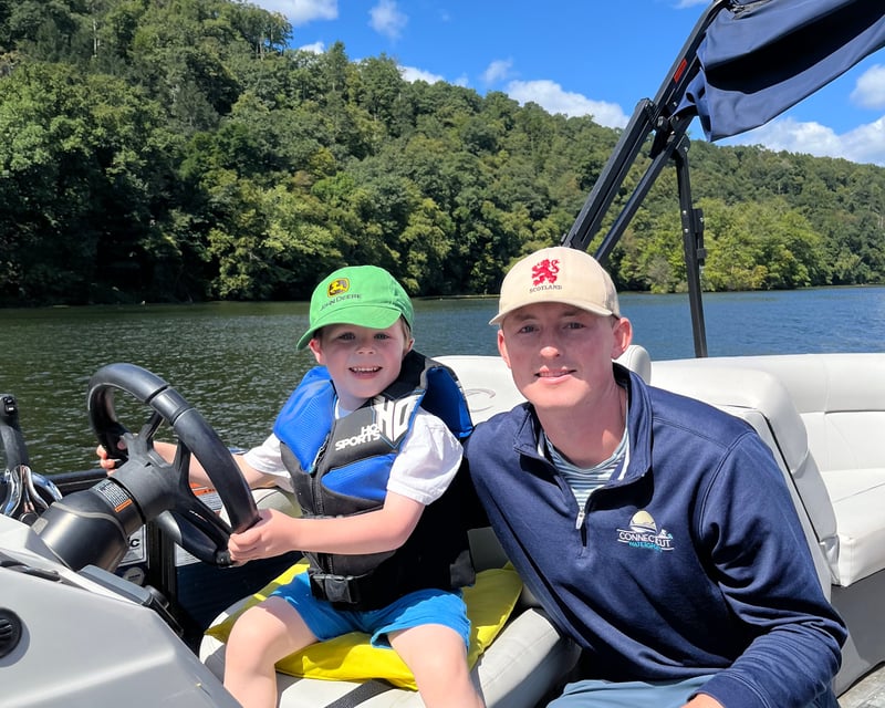 Private Pontoon & Tubing Charter on Lake Lillinonah