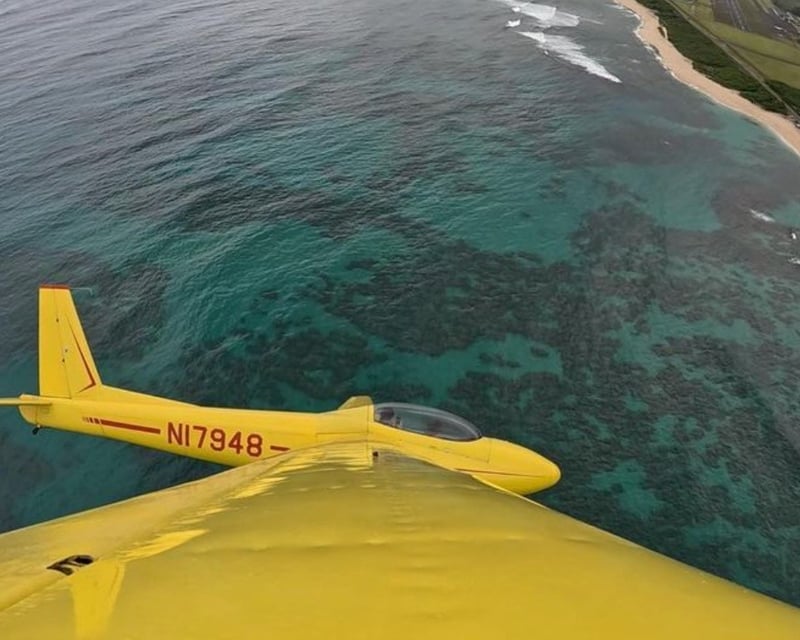 Scenic Cliffside Flight Over Mokuleia, Oahu